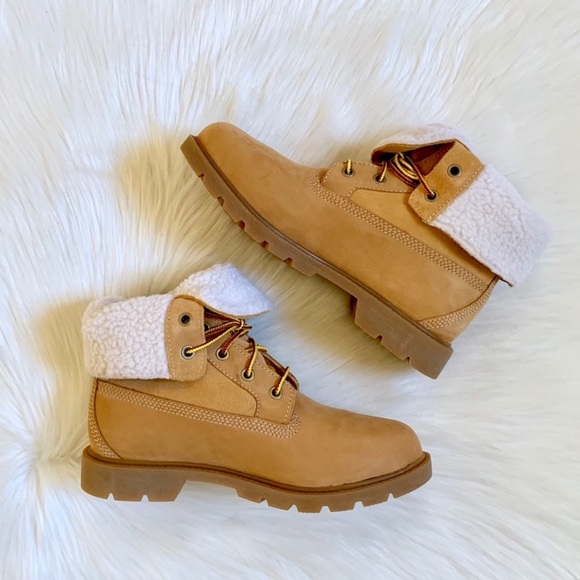 Timberland Linden Woods WP Fleece Fold Down Boots - Picture 5 of 8